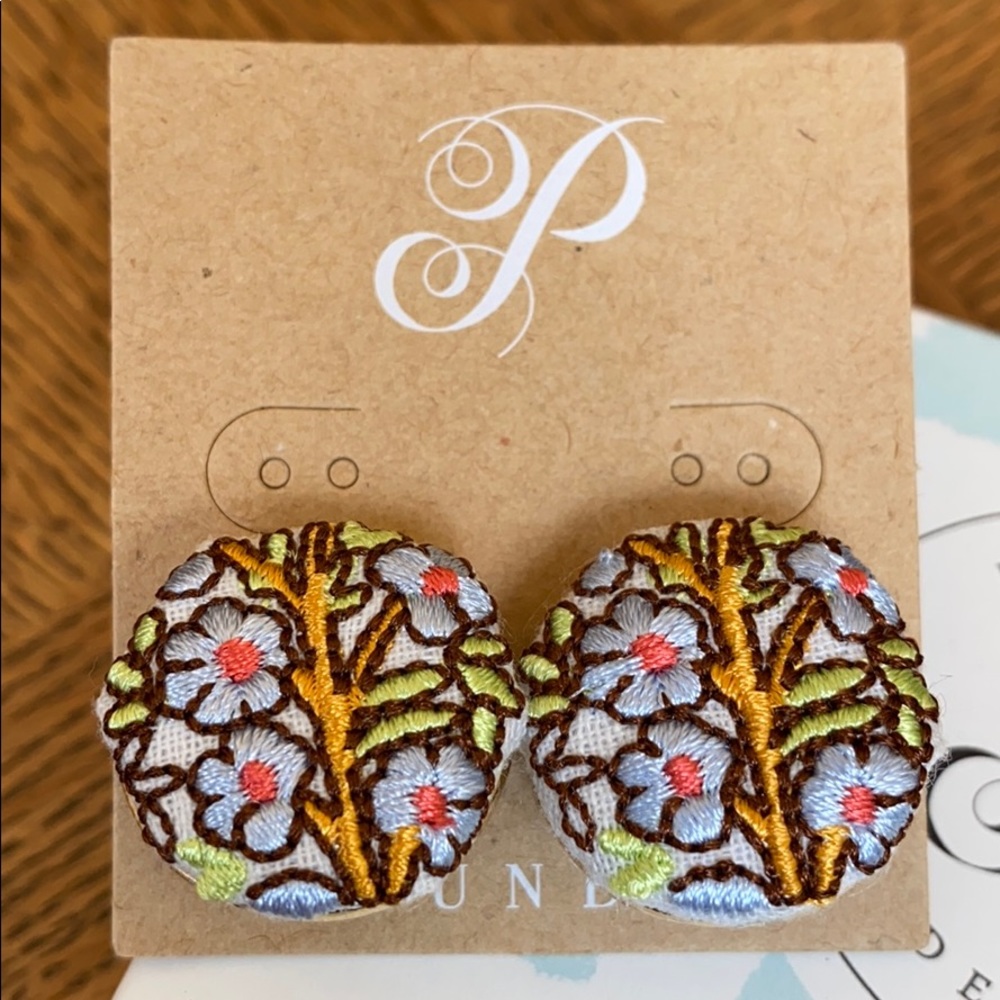 Plunder embroidery earrings